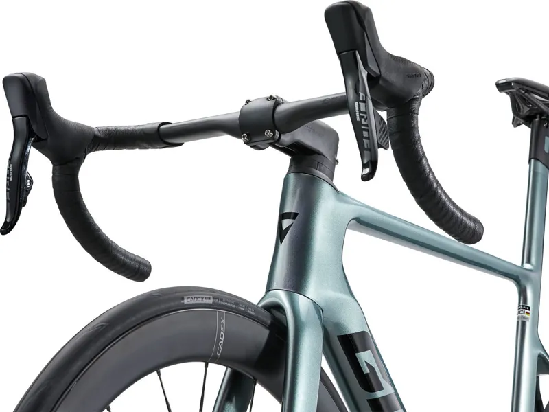 Giant Propel Advanced SL 1 Road Bike 2023 In Airglow - Image 6