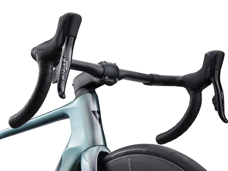 Giant Propel Advanced SL 1 Road Bike 2023 In Airglow - Image 2