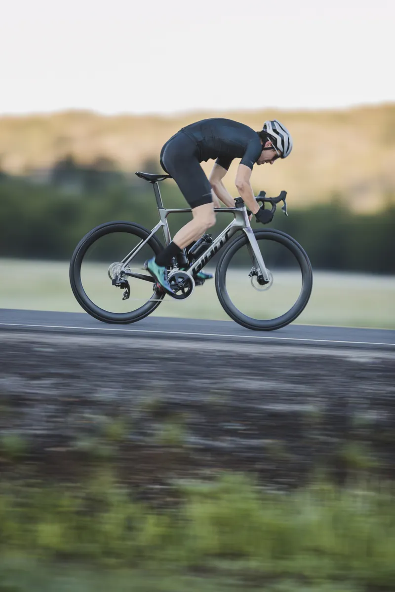 Giant Propel Advanced SL 1 Road Bike 2023 In Airglow