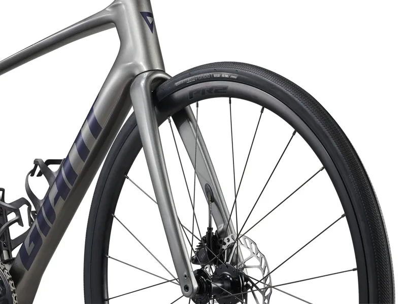 Giant Defy Advanced 1 Road Bike 2024 In Charcoal/Milky Way - Image 8
