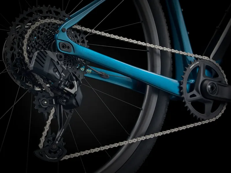 Giant Revolt X Advanced Pro 2 Gravel Bike 2024 In Black/Sea Sparkle - Image 8