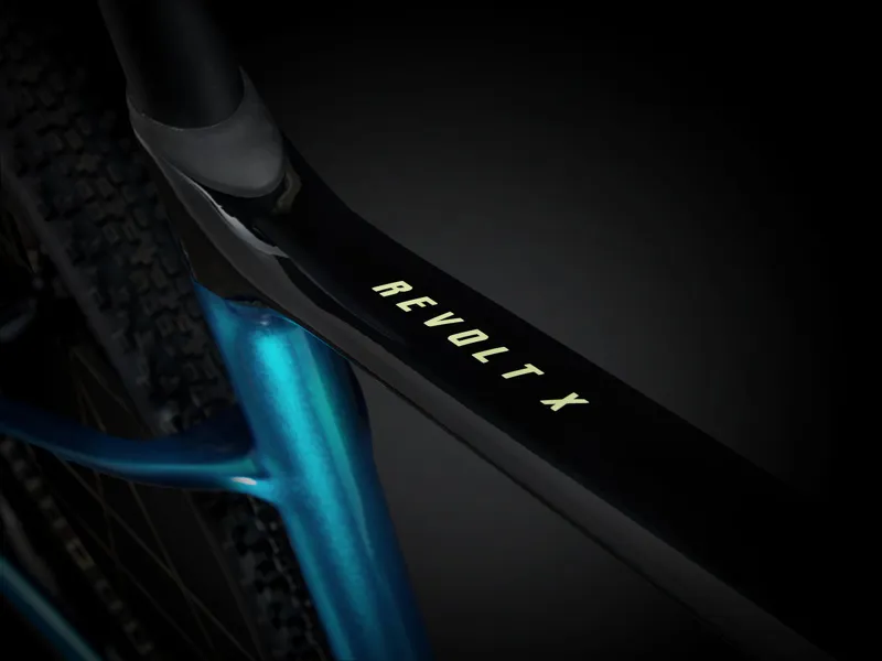 Giant Revolt X Advanced Pro 2 Gravel Bike 2024 In Black/Sea Sparkle - Image 10