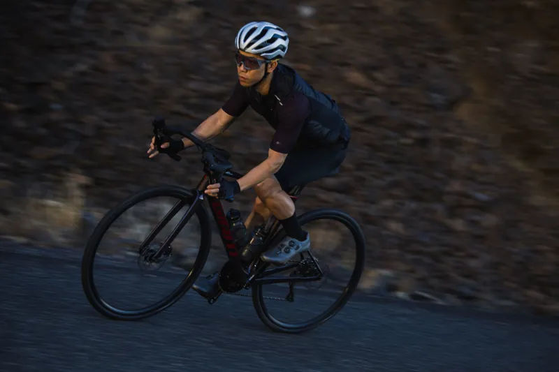 Giant Defy Advanced 2 Road Bike 2024 In Tiger Red - Image 6