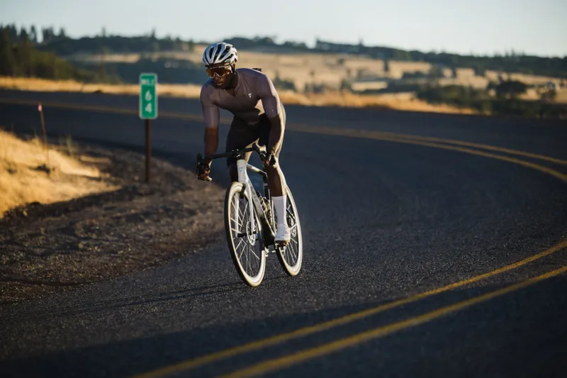Giant Defy Advanced Pro 1 Road Bike 2024 In Unicorn White - Image 11